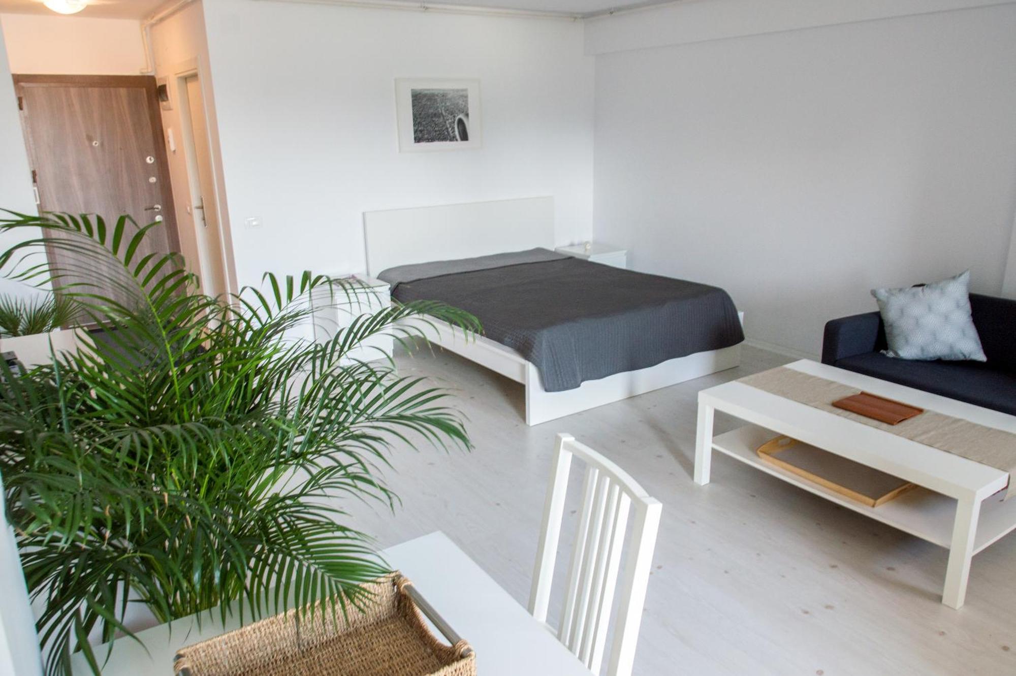 Airport Residence - 5 Mins From Airport Otopeni Ngoại thất bức ảnh