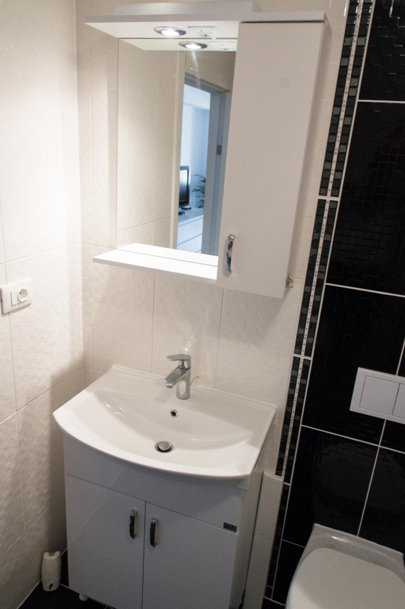 Airport Residence - 5 Mins From Airport Otopeni Ngoại thất bức ảnh